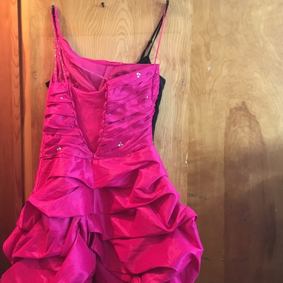 Prom Dress - Picture 2 of 4