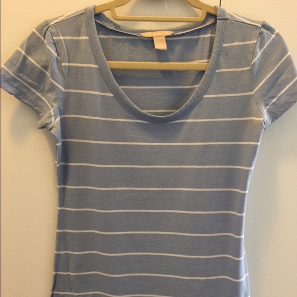 Banana Republic Light Blue Stripped T-Shirt
