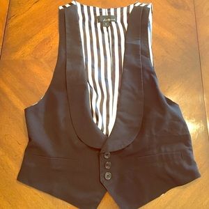 Cute striped vest