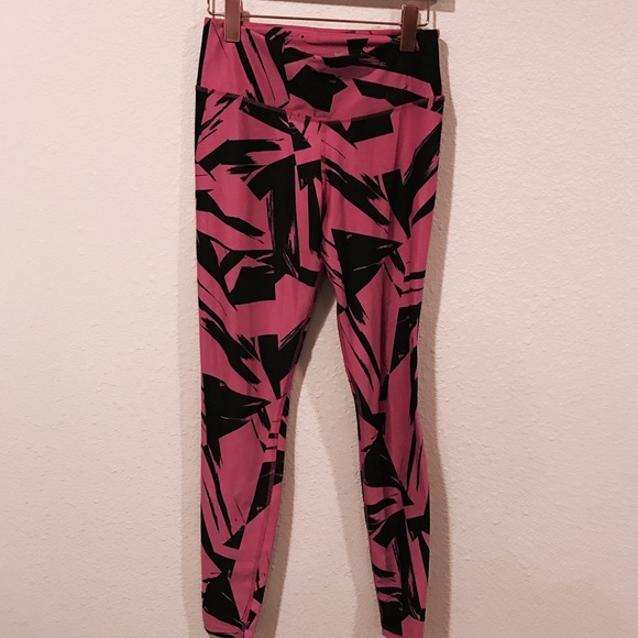Nike Pants - Nike Dri Fit black pink running workout leggings Nike Pants - Nike Dri Fit black pink running workout leggings