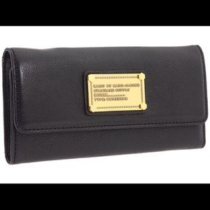 Marc jacobs trifold wallet