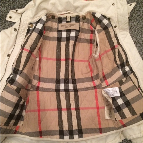 Authentic Burberry Jacket - Picture 3 of 4