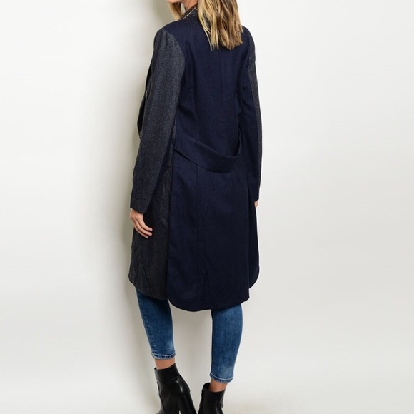 NAVY AND DENIM COLORED FABRIC TWO TONED COAT~SMALL - Picture 5 of 8