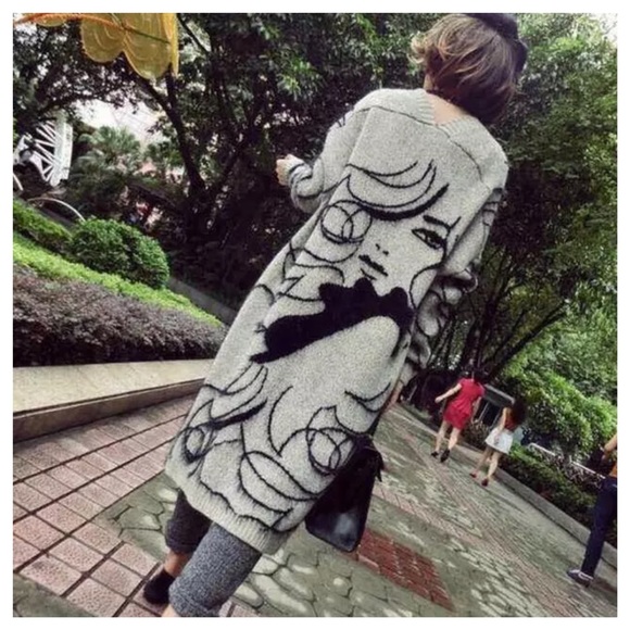 Silhouette Face Black Gray Eyelash Yarn Sweater - Picture 6 of 7