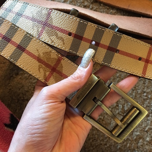 Men's Burberry belt