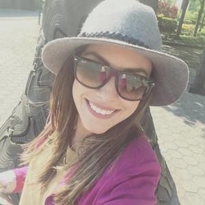 Meet your Posher, Manuela