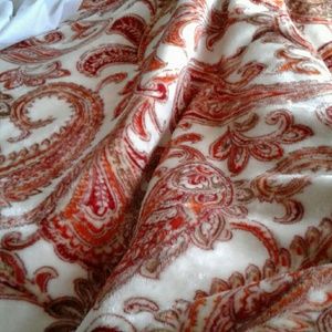 Meet your Posher, Dee