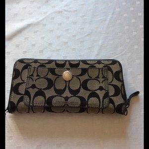 Used Coach Wallet