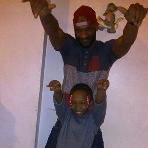 Meet your Posher, Troy