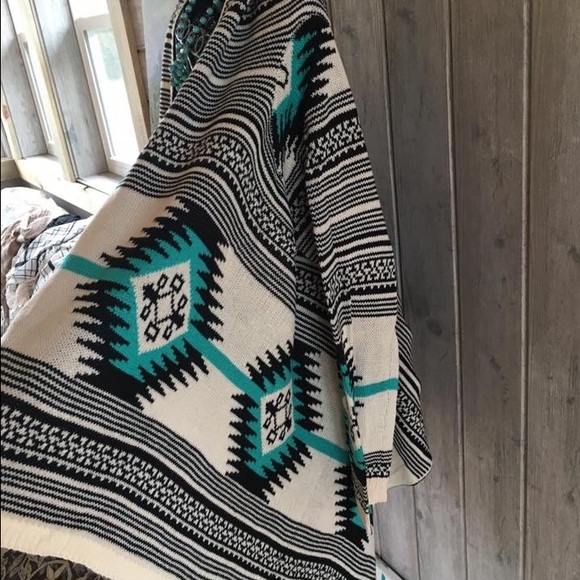 Cardigan Aztec print open front plus size - Picture 2 of 3