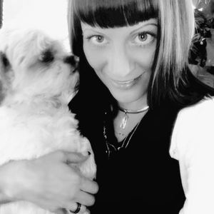 Meet your Posher, Adriana