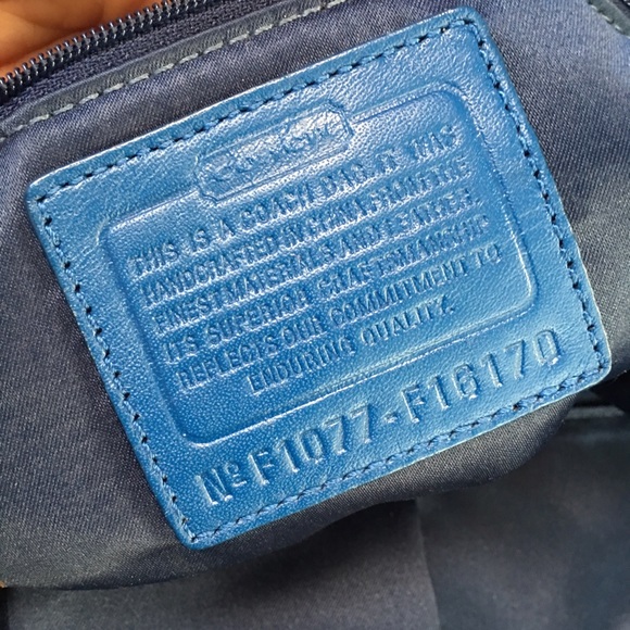 COACH diaper bag with changing pad - Picture 4 of 4