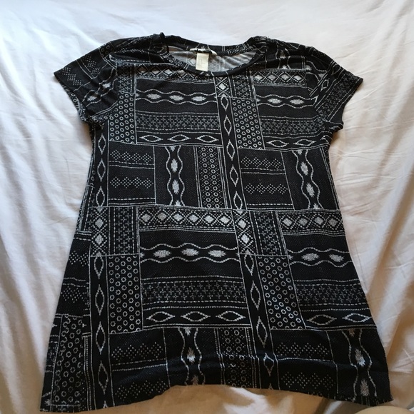 H&M printed tee