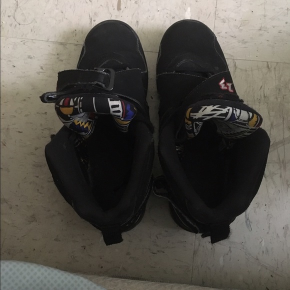 Retro Jordan Playoff 8s
