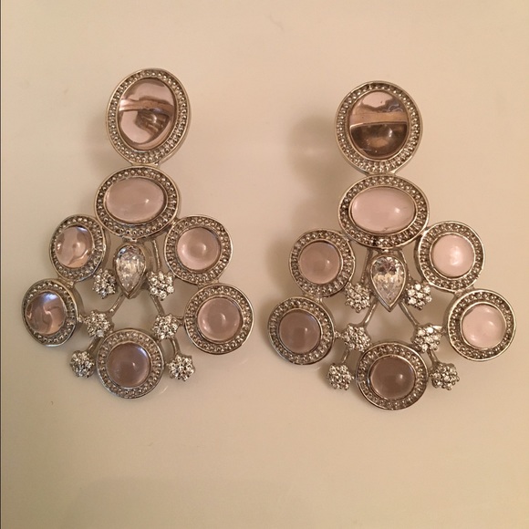Chandelier earrings