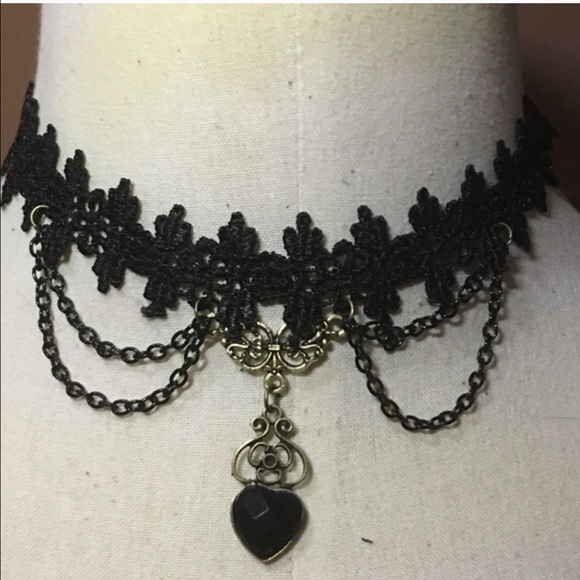 (F1) Choker Necklace - Picture 4 of 4