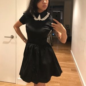Deandri Black ruffle French collar mini dress