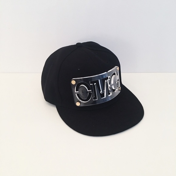 OMG SnapBack - Picture 2 of 2