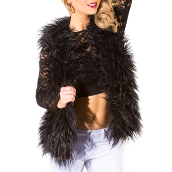 Jackets & Blazers - LAST ONE - Faux Fur Feather Vest