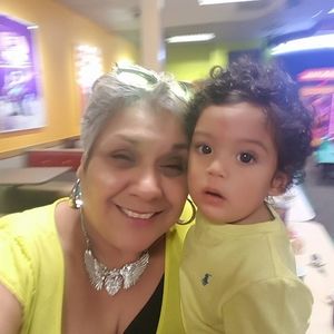 Meet your Posher, Debbie