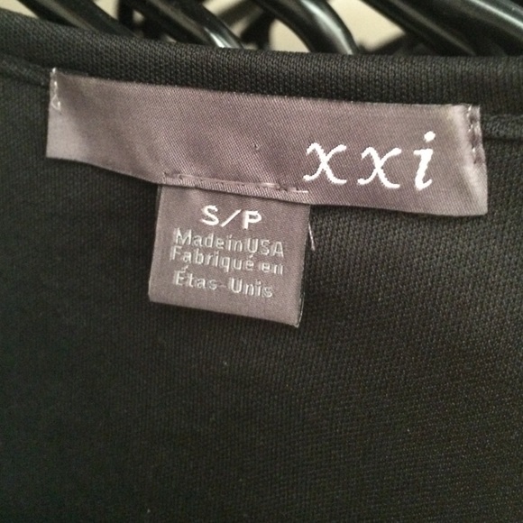 Black Lace Bodycon Dress - Picture 3 of 3