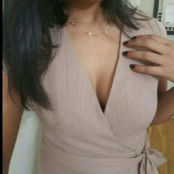 ๐บLAST ONE๐บ MADE TO AMAZE TAN MIDI LACE DRESS - Picture 3 of 3