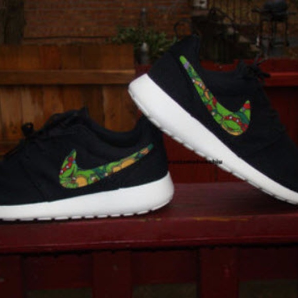 Custom Swoosh Ninja Turtle Nike Black Roshes - Picture 2 of 4