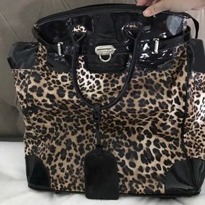 Cheetah carry on luggage 💕
