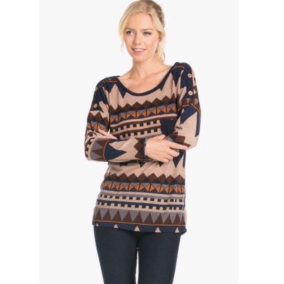 ⏳LAST ONE⏳Navajo Button Print Top - Picture 4 of 5