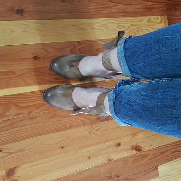 Free People sz 9 Leather Shoes