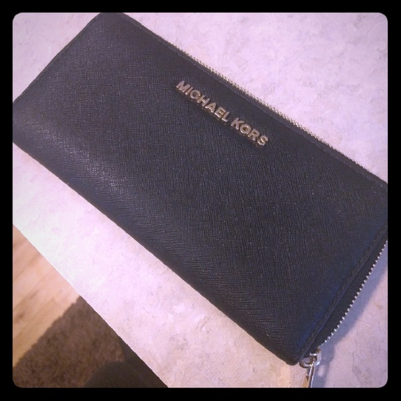 Michael Kors black wallet