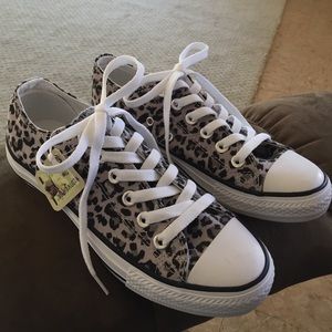 Cheetah print converse shoes
