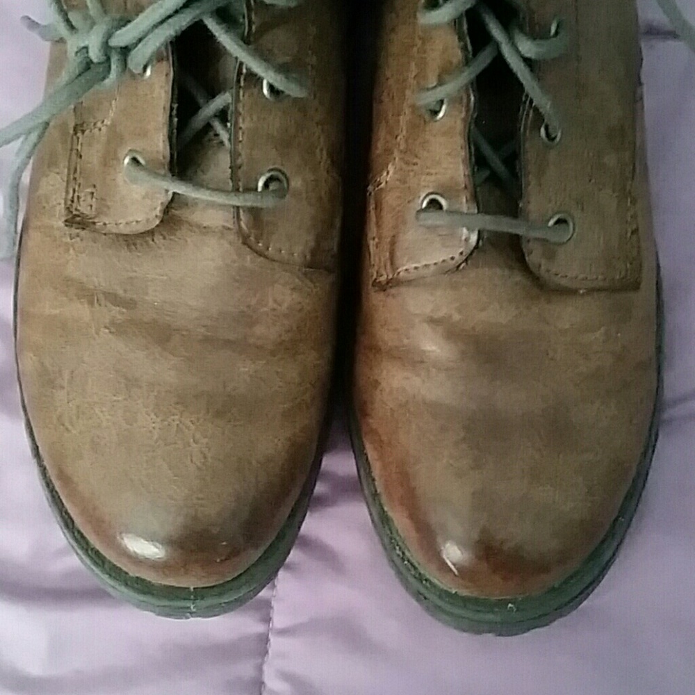 Brown  BOC Boots perfect condition - Picture 3 of 3