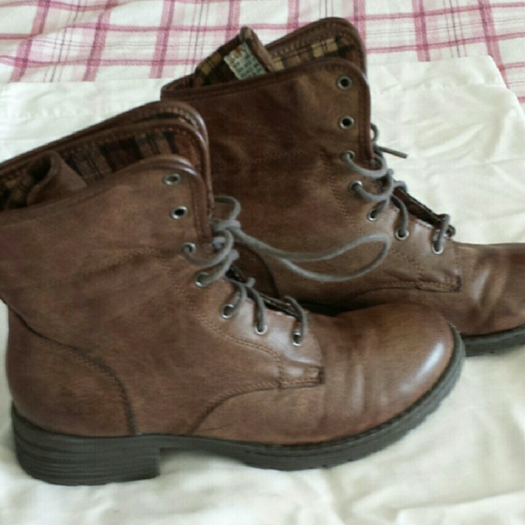 Brown  BOC Boots perfect condition