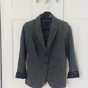 🌟NEW LISTING! The Limited Collection Blazer
