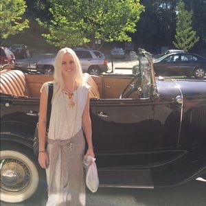 Meet your Posher, Mary-elizabeth