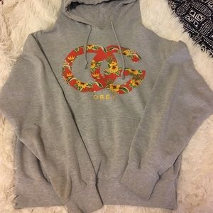 Obey pull over hoodie