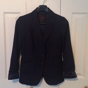 🌟NEW LISTING! The Limited Two button Navy Blazer