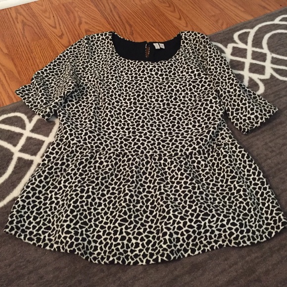 Giraffe peplum top