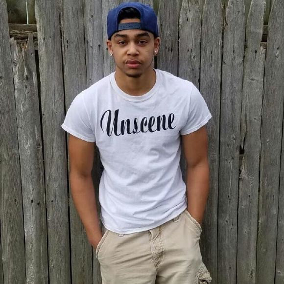 Meet your Posher, Kyle - Picture 1 of 1