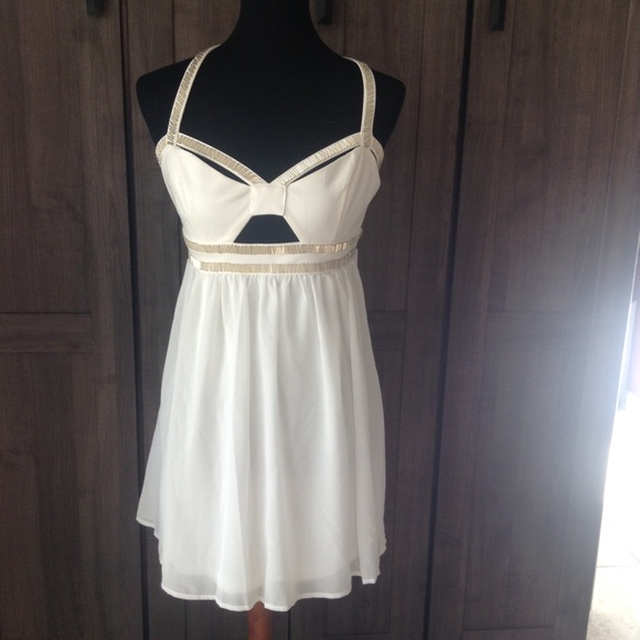 Ark & Co Dresses & Skirts - Open back Ark &Co. Dress