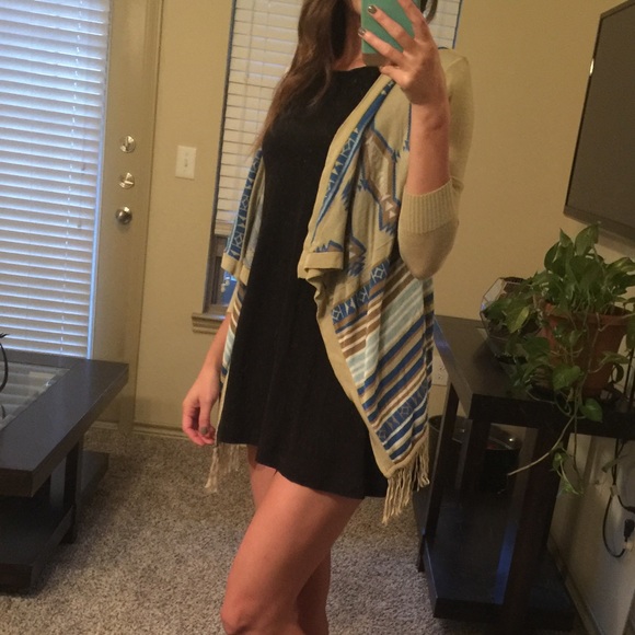 Fringed Aztec print cardi