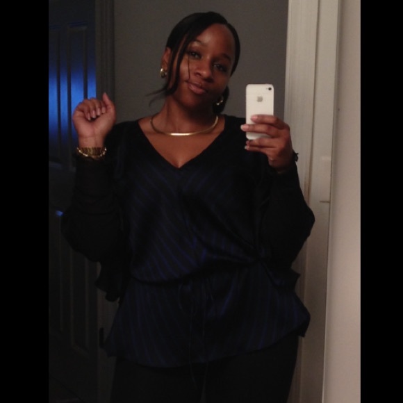 Meet Yvonne your Posh 👑Ambassador🥂 - Picture 3 of 5