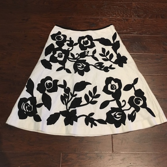 Embroidered  WHBM skirt