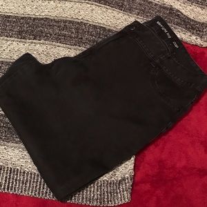 Avenue stretch jeans