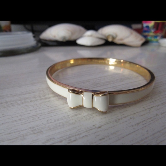 Kate Spade Take A Bow Bangle, Cream