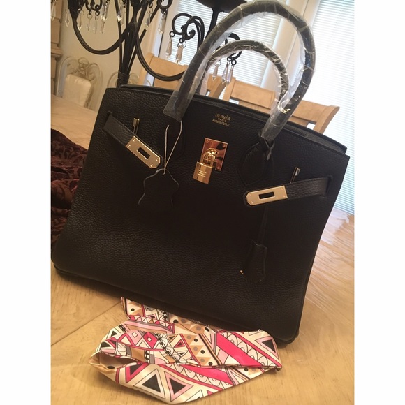 SOLD ❤️ - Picture 2 of 4