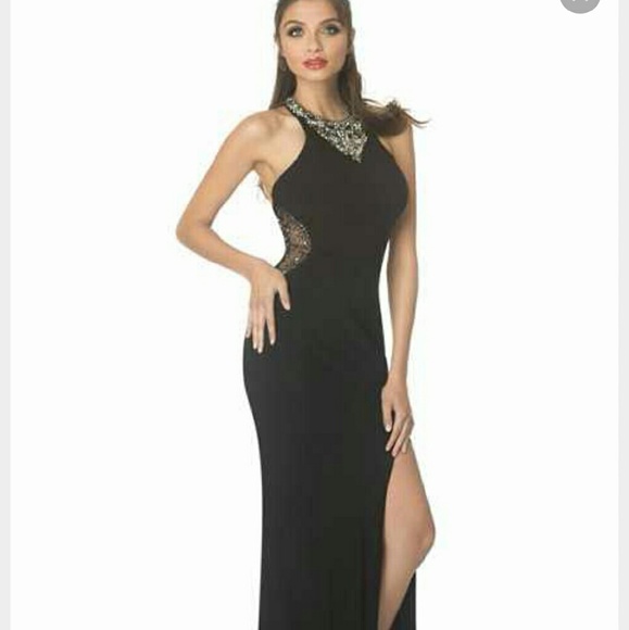 Beautiful, elegant prom dress - Picture 2 of 3