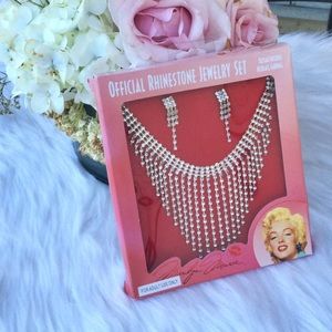 Marilyn Monroe jewelry set