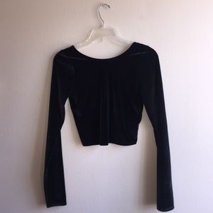 NWT -Black velvet long sleeve crop top